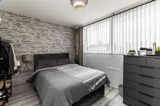 11 Dermott GreenImage 13