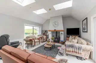1 Mount EdenImage 6