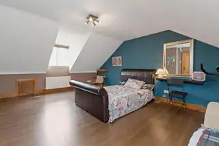 53 Hillsborough RoadImage 21