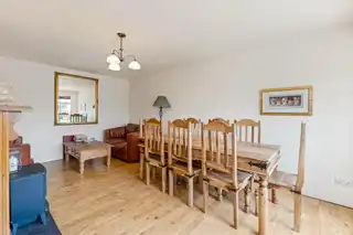 53 Hillsborough RoadImage 14
