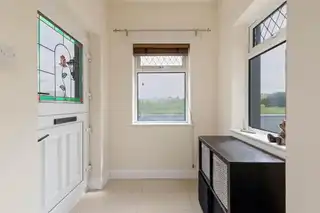 53 Hillsborough RoadImage 4