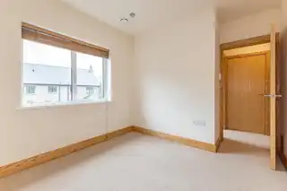 5 The CottagesImage 22
