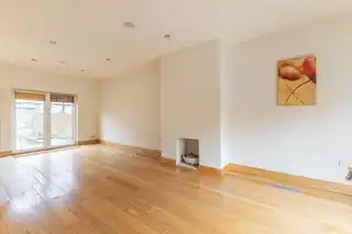 5 The CottagesImage 12
