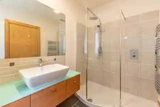 5 The CottagesImage 20