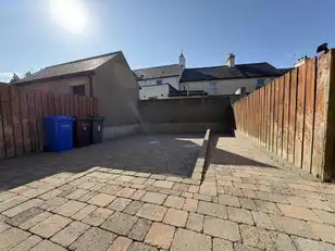 5 The CottagesImage 24
