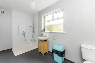 11 Dermott GreenImage 12
