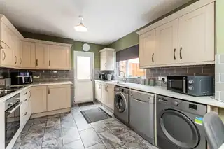 11 Dermott GreenImage 8