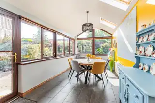 22 Castlehill CrescentImage 9