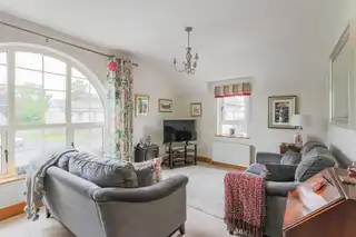 16 Ardnavalley AvenueImage 4