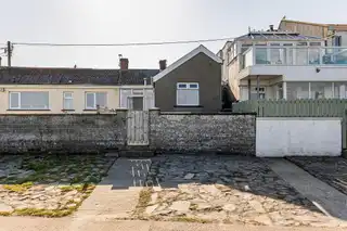 35 Shore RoadImage 12