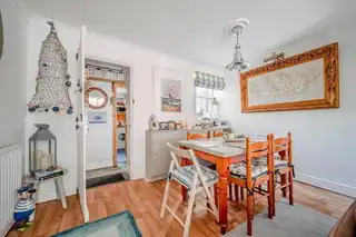 17 High StreetImage 11