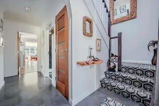 3 Regency ParkImage 3