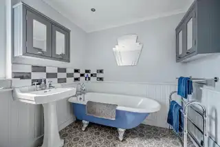 3 Regency ParkImage 24