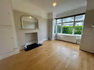 14 Hazeldene GardensImage 2