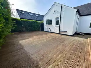 14 Hazeldene GardensImage 12