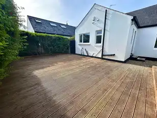 14 Hazeldene GardensImage 12