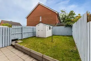 34 St. Annes WoodImage 14