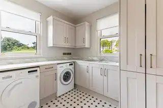 110 Shore RoadImage 18