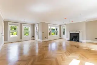 110 Shore RoadImage 9