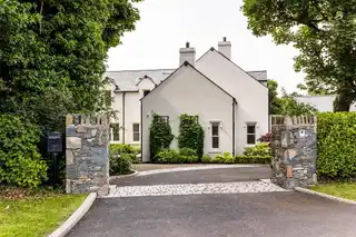 110 Shore RoadImage 3