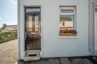 57 East StreetImage 2