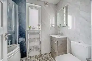71 Victoria RoadImage 23