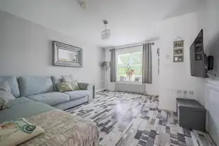 112 Regency ParkImage 4
