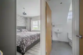 112 Regency ParkImage 13