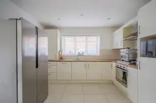 112 Regency ParkImage 6