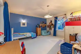 138 Warren RoadImage 44
