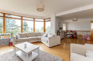 21 Cove AvenueImage 5