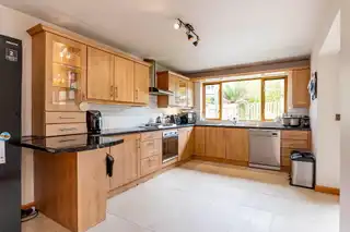 21 Cove AvenueImage 9