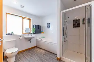 21 Cove AvenueImage 21