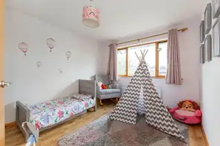 21 Cove AvenueImage 20