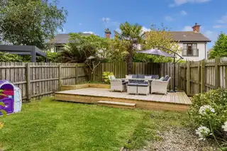 21 Cove AvenueImage 24