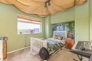 32B Quarter RoadImage 21