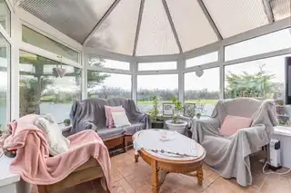 32B Quarter RoadImage 16