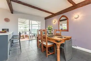 32B Quarter RoadImage 15