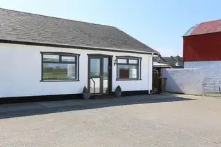 32B Quarter RoadImage 25