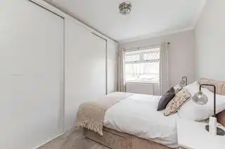 32B Quarter RoadImage 18