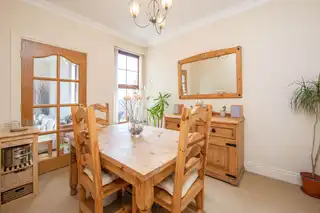 67A Warren RoadImage 6