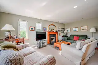 10 Stockbridge RoadImage 9