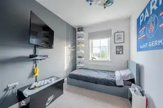 17 Rocklyn AvenueImage 14