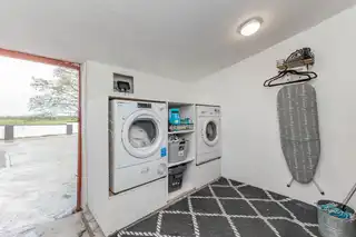 32B Quarter RoadImage 38