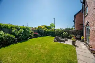 7 Cotswold GardensImage 24