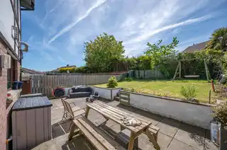 24 Lawnbrook DriveImage 18