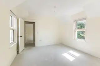 110 Shore RoadImage 38