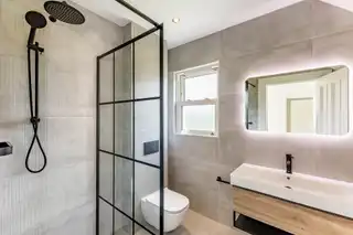 110 Shore RoadImage 31