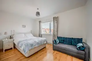 1 Woodford GrangeImage 14