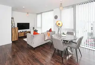 Apt 14 124 High StreetImage 6